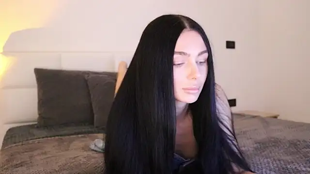 IvyKaelani online show from 01-25-25, 08:00