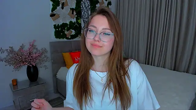 SereneFlame online show from 03-17-25, 09:45