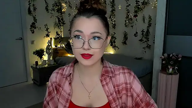 SereneFlame online show from 04-21-26, 04:12