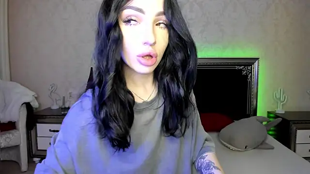 NancyLovee  online show from 03-15-25, 06:10