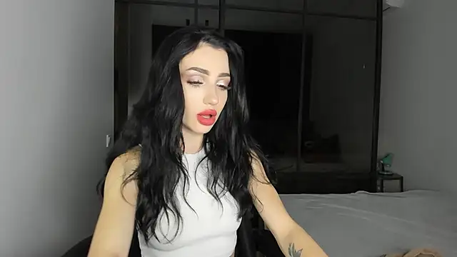 NancyLovee  online show from 09-11-25, 04:07