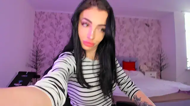 NancyLovee  online show from 01-11-26, 12:32