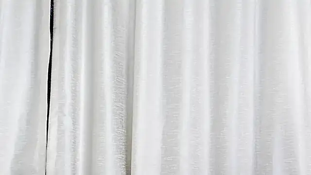 Snapshot of LexyRobert chatting on 02-04-25, 08:17 LexyRobert online show from 02-04-25, 08:17