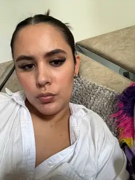 Snapshot of LexyRobert chatting on 02-18-25, 06:15 LexyRobert online show from 02-18-25, 06:15