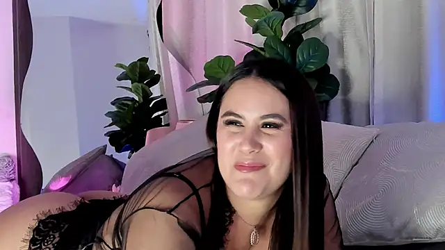 Snapshot of LexyRobert chatting on 02-28-25, 12:10 LexyRobert online show from 02-28-25, 12:10