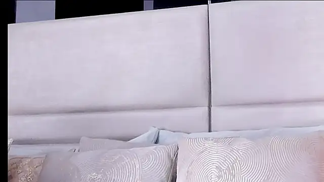 Snapshot of LexyRobert chatting on 03-18-25, 03:53 LexyRobert online show from 03-18-25, 03:53