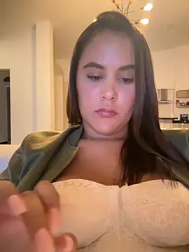 Snapshot of LexyRobert chatting on 09-27-25, 01:32 LexyRobert online show from 09-27-25, 01:32