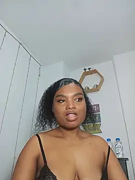 gianna smith online show from 07-10-26, 10:40