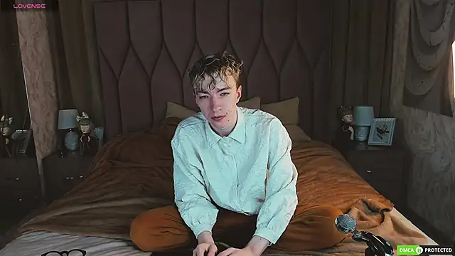 TrevorBenson online show from 12-02-25, 03:01