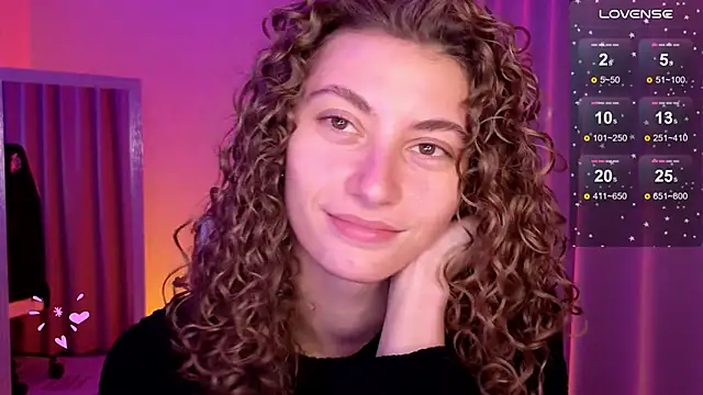 Snapshot of lady_curls chatting on 01-12-25, 11:36 lady curls online show from 01-12-25, 11:36