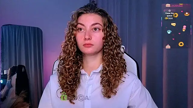Snapshot of lady_curls chatting on 10-01-25, 08:48 lady curls online show from 10-01-25, 08:48