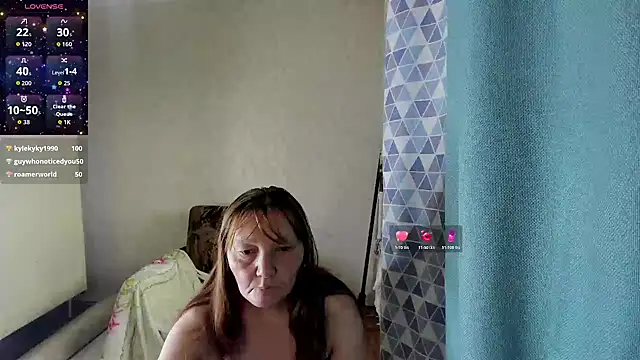 Snapshot of elis_gabbi chatting on 06-20-26, 01:09 elis gabbi online show from 06-20-26, 01:09