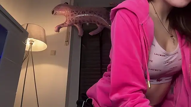 Snapshot of EmilyWi_ chatting on 01-10-26, 10:58 EmilyWi online show from 01-10-26, 10:58