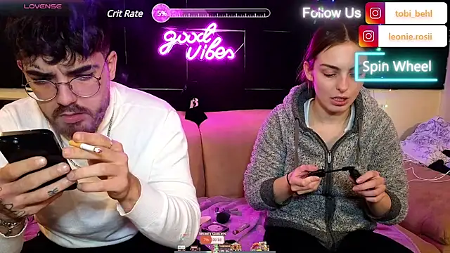 MrAndMrsSavage online show from 12-13-24, 08:47