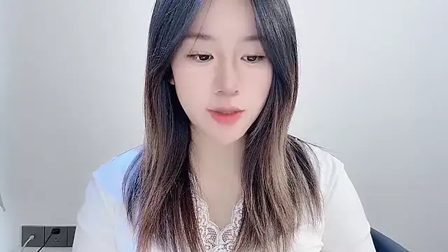 Snapshot of chloe-01 chatting on 11-20-25, 03:50 chloe-01 online show from 11-20-25, 03:50