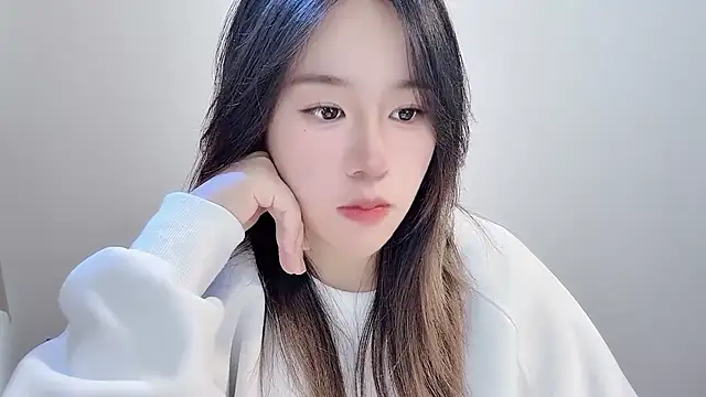 Snapshot of chloe-01 chatting on 11-28-25, 03:20 chloe-01 online show from 11-28-25, 03:20