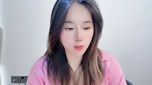 Snapshot of chloe-01 chatting on 12-02-25, 03:34 chloe-01 online show from 12-02-25, 03:34