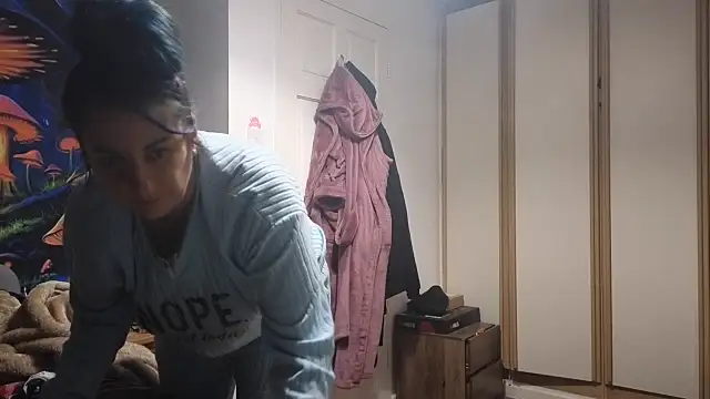 Snapshot of tattoomilf86 chatting on 01-06-25, 02:47 tattoomilf86 online show from 01-06-25, 02:47