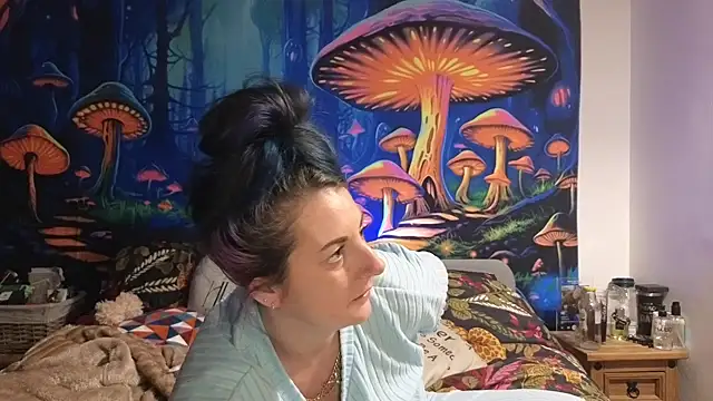 Snapshot of tattoomilf86 chatting on 01-07-25, 06:14 tattoomilf86 online show from 01-07-25, 06:14