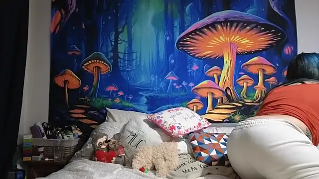 Snapshot of tattoomilf86 chatting on 02-19-25, 07:38 tattoomilf86 online show from 02-19-25, 07:38