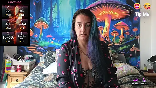 Snapshot of tattoomilf86 chatting on 03-16-25, 02:11 tattoomilf86 online show from 03-16-25, 02:11