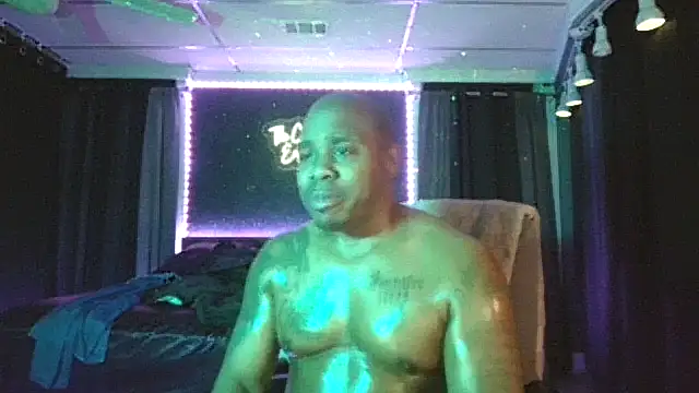 Snapshot of Dcrush17 chatting on 03-19-25, 07:18 Dcrush17 online show from 03-19-25, 07:18