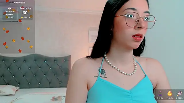 Snapshot of brooklove_doll chatting on 10-13-25, 02:11 brooklove doll online show from 10-13-25, 02:11