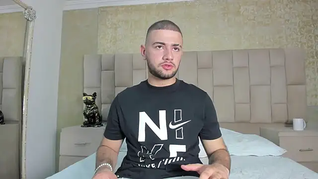 MaximusDick1  online show from 10-09-25, 03:15