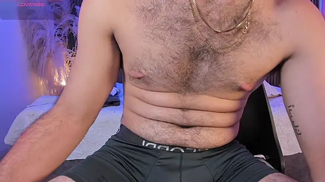 MaximusDick1  online show from 05-11-26, 04:04