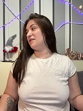 Snapshot of Jadelli chatting on 02-26-25, 07:49 Jadelli online show from 02-26-25, 07:49