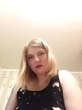 Snapshot of SckayilaGray chatting on 12-23-24, 10:44 SckayilaGray online show from 12-23-24, 10:44