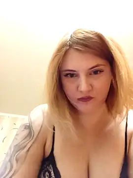 Snapshot of SckayilaGray chatting on 12-26-24, 02:37 SckayilaGray online show from 12-26-24, 02:37