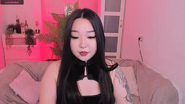 Snapshot of mei_honey_ chatting on 10-10-25, 09:47 mei honey  online show from 10-10-25, 09:47