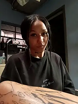 Snapshot of devi_black13_ chatting on 12-24-24, 10:17 devi black13 online show from 12-24-24, 10:17
