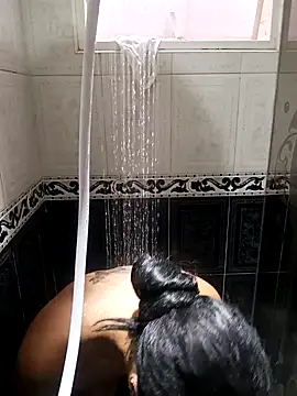 Snapshot of devi_black13_ chatting on 01-13-25, 08:26 devi black13 online show from 01-13-25, 08:26