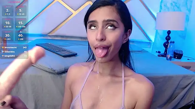 Snapshot of Afrodita-X chatting on 01-22-25, 02:15 Afrodita-X online show from 01-22-25, 02:15
