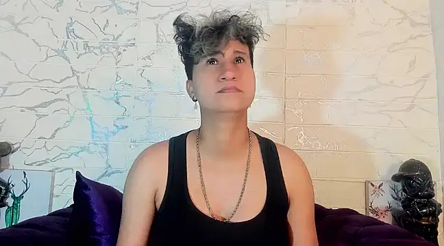 Im Milan Rs online show from 03-17-25, 01:03