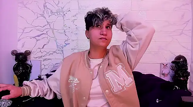 Im Milan Rs online show from 03-20-25, 07:14