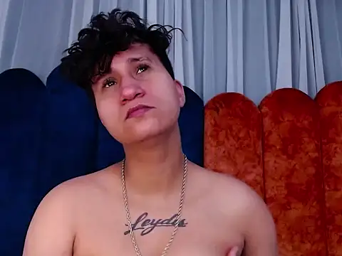 Im Milan Rs online show from 09-24-25, 02:59