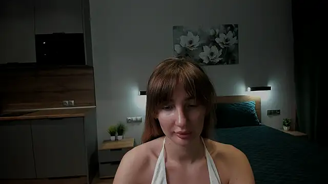 Snapshot of chloewallace chatting on 02-09-25, 08:13 chloewallace online show from 02-09-25, 08:13
