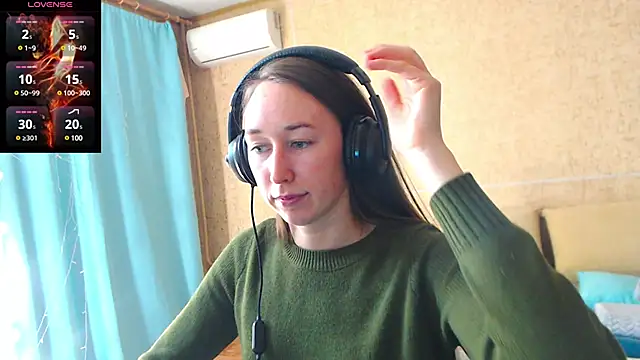 Snapshot of --Model--2 chatting on 03-02-25, 09:32 --Model--2 online show from 03-02-25, 09:32