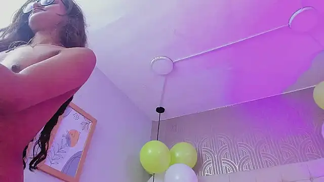 Lilith Vera online show from 03-20-25, 01:35