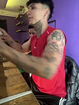 Snapshot of christangel_96_ chatting on 09-12-25, 02:00 christangel 96  online show from 09-12-25, 02:00