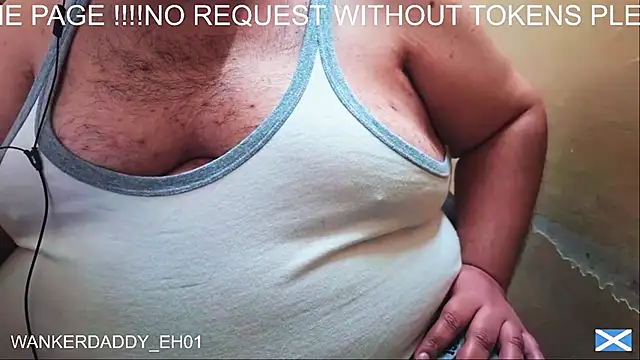 Snapshot of WANKERDADDY_EH01 chatting on 02-02-25, 05:15 WANKERDADDY EH01 online show from 02-02-25, 05:15