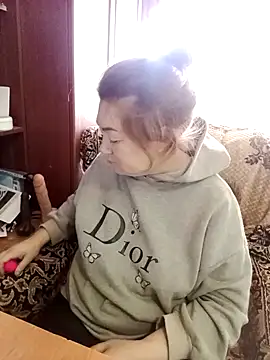 Madame-Butterfly online show from 02-04-25, 07:51