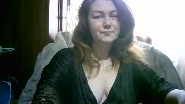 Madame-Butterfly online show from 12-16-25, 06:18