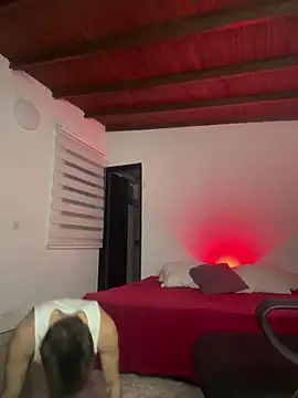 Jasperjoness online show from 12-19-25, 06:31