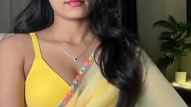 Snapshot of sexy_m23 chatting on 10-13-25, 01:44 sexy m23 online show from 10-13-25, 01:44