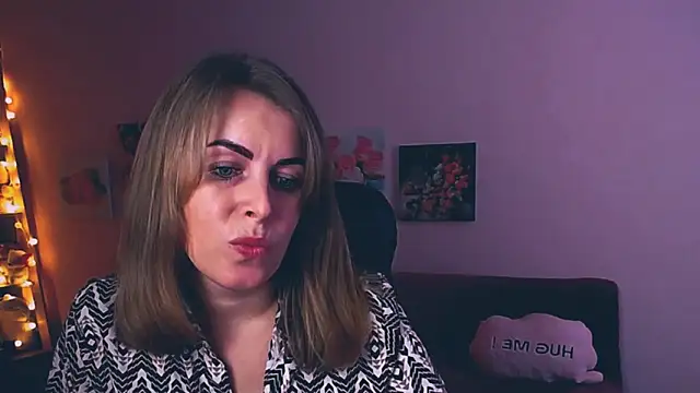 Hot Milady online show from 01-31-25, 07:39