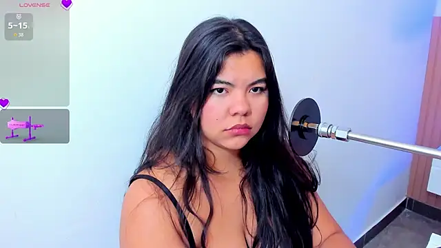 klhoe boobs online show from 12-18-25, 04:07